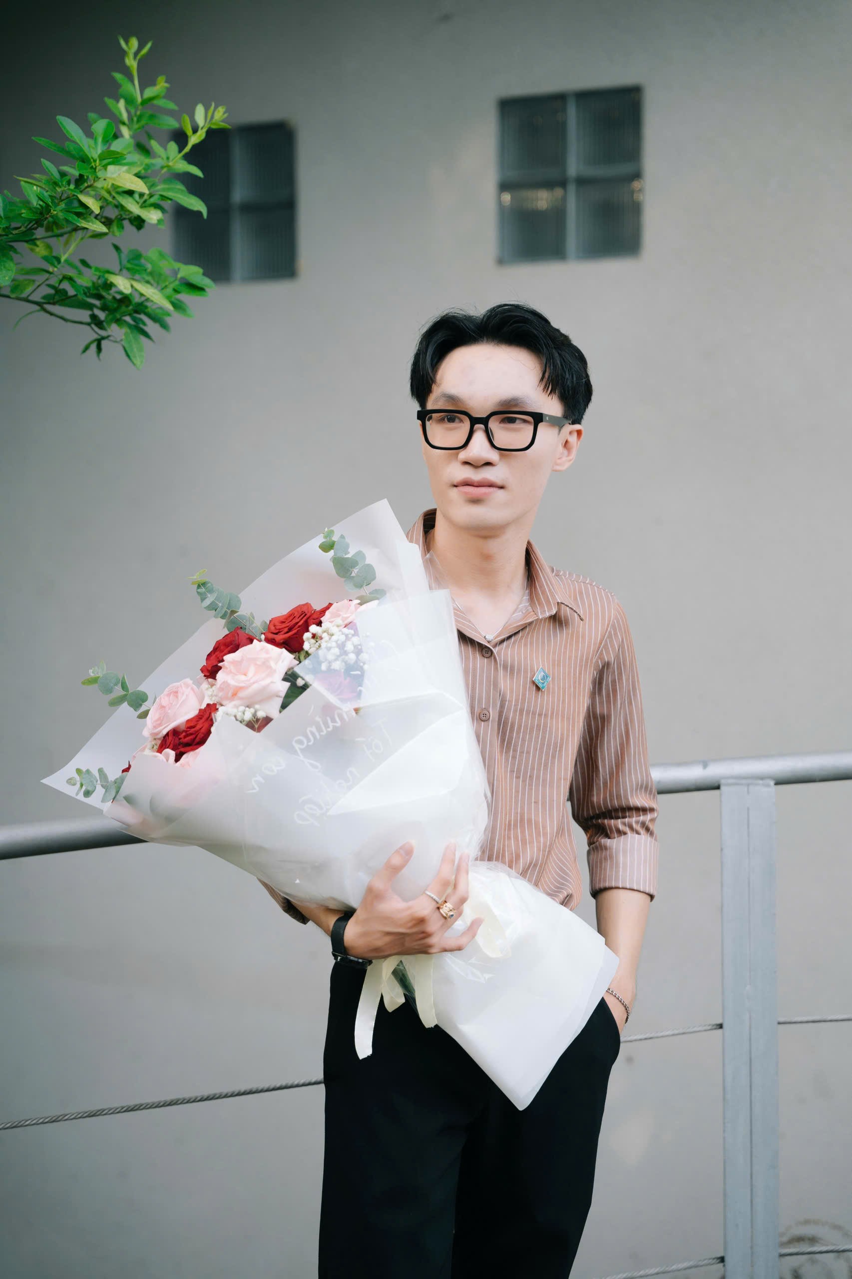 Portrait of master's student Nguyen Hoang Hieu